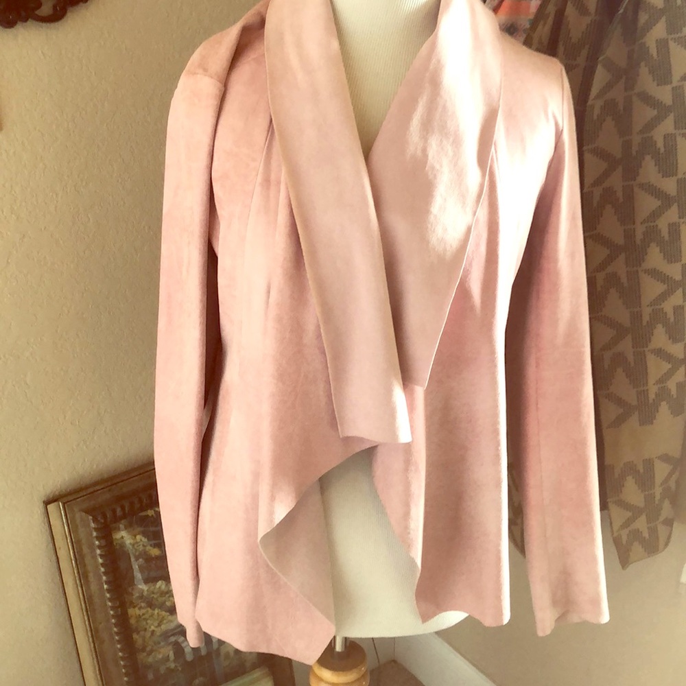 Soft light pink open blazer type jacket